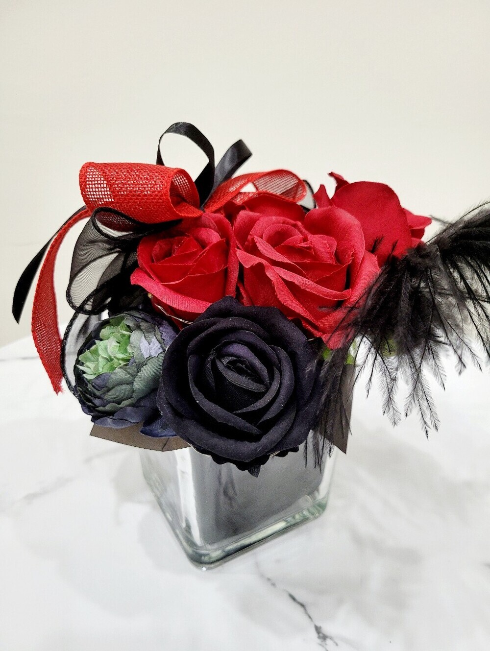 Brand New Handmade Silk Red & Black Roses Flower Arrangement LED Light